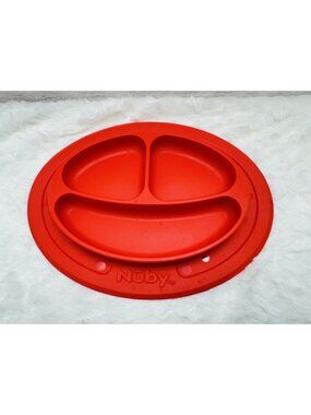 Nuby Sure Grip Silicone Miracle Mat 3-Section Oval Childs Plate, RED (USED)